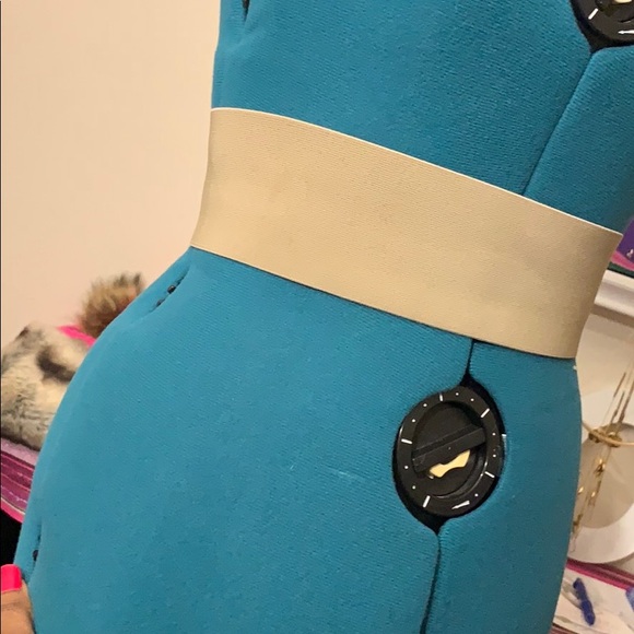 Dolce and Gabbana - Picture 7 of 8